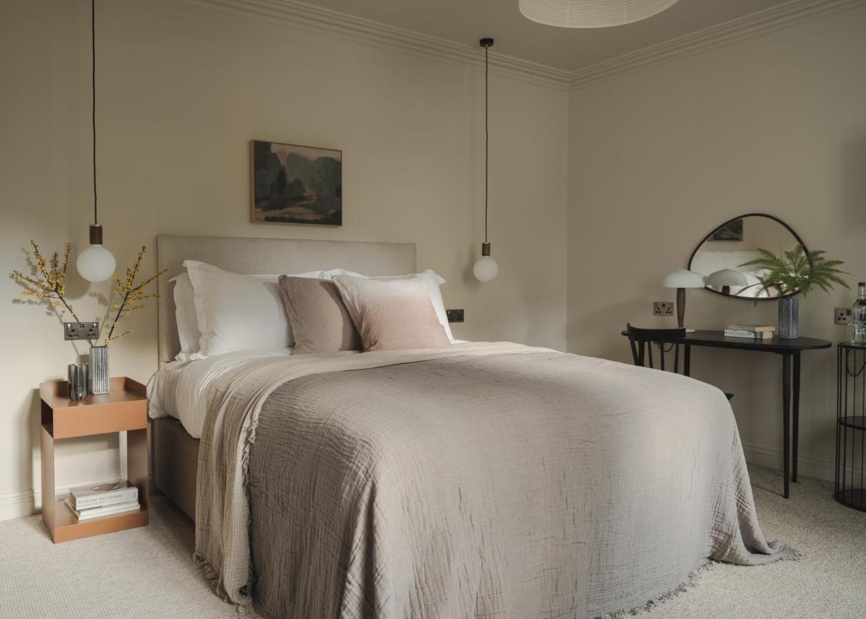 Leighton House - Boutique Guesthouse Bath Eksteriør bilde A bedroom