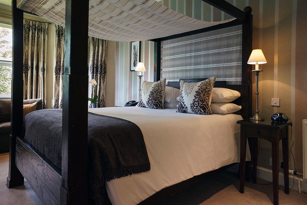 Leighton House - Boutique Guesthouse Bath Eksteriør bilde A bedroom at The Old parsonage