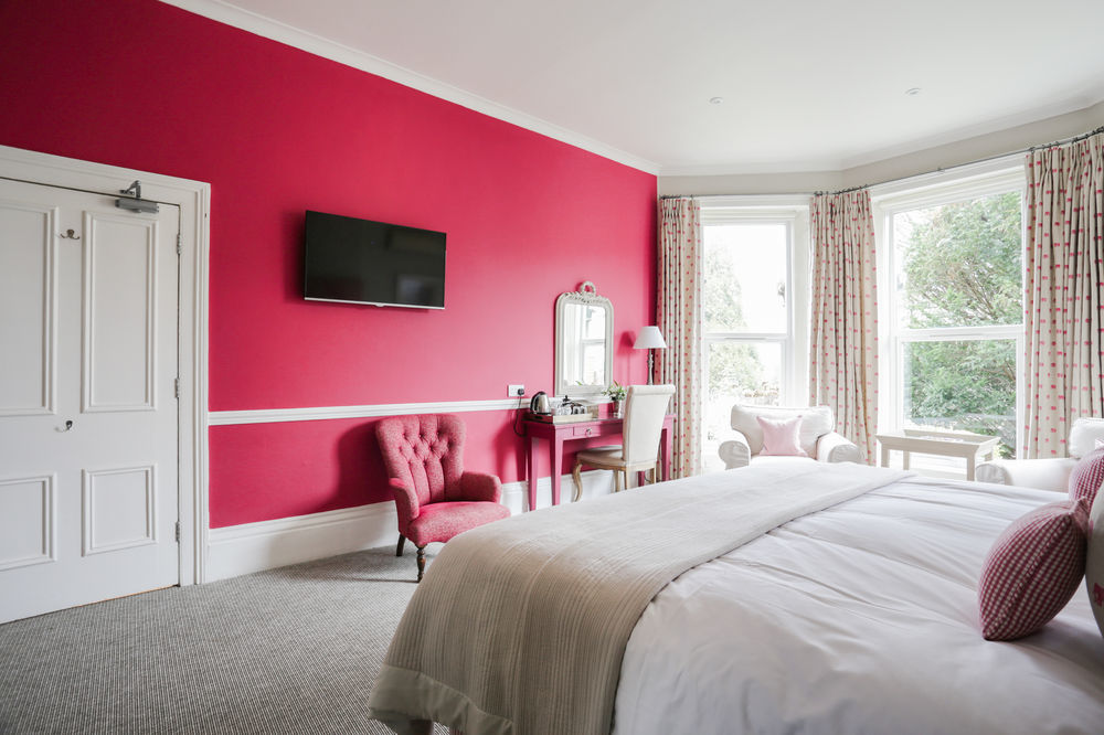 Leighton House - Boutique Guesthouse Bath Eksteriør bilde A bedroom at The Old Swan