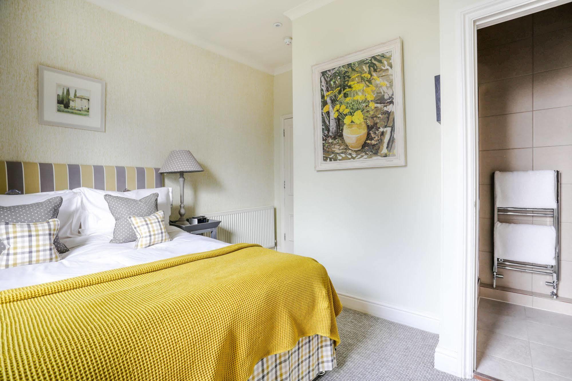 Leighton House - Boutique Guesthouse Bath Eksteriør bilde A bedroom at The Old parsonage